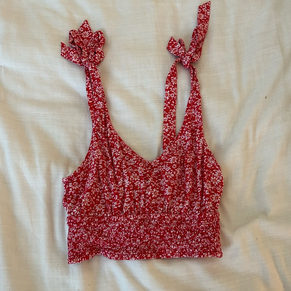 Hollister Fitted Tying Tank-Top Red Floral Pattern | Size S